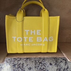 Marc Jacobs The Tote Bag in Sunshine Yellow